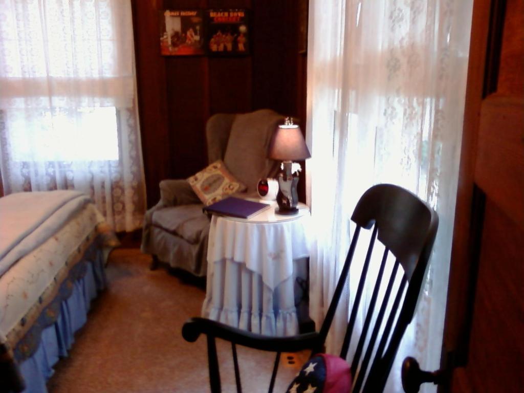 Fairview Manor Bed And Breakfast Ben Lomond Room photo